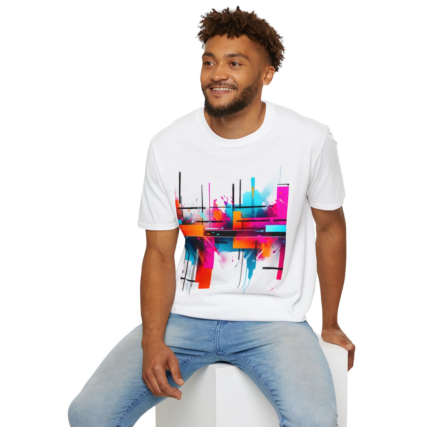 T-Shirt with eye catching colorful pattern